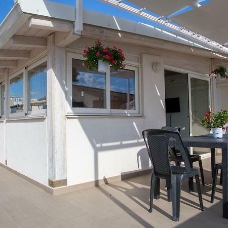Le Amiche 2 Διαμέρισμα Marina di Ragusa Εξωτερικό φωτογραφία